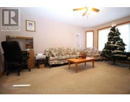 105 DUCHESS AVENUE - 16