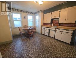 523 QUINTIN PLACE - 18