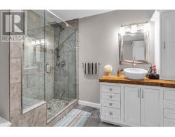 47 BECKETT BOULEVARD - 17