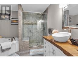 47 BECKETT BOULEVARD - 18