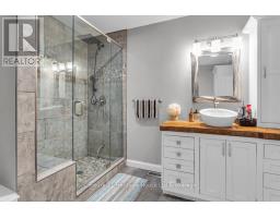 47 BECKETT BOULEVARD - 19