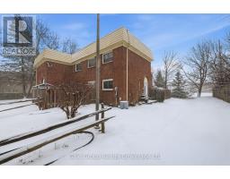 599 GAINSBOROUGH ROAD - 2