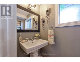 11 PRINCESS PARK ROAD - 34