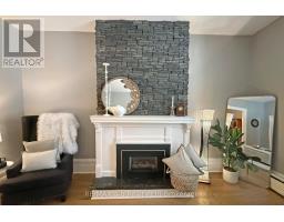 63 VANSITTART AVENUE - 13