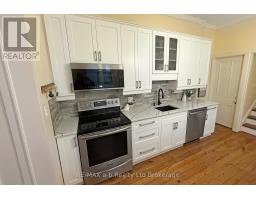 63 VANSITTART AVENUE - 20