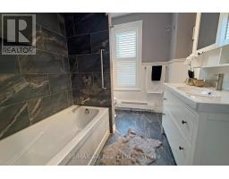 63 VANSITTART AVENUE - 35