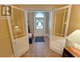 63 VANSITTART AVENUE - 8