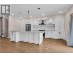 606 - 361 QUARTER TOWN LINE - 29