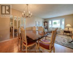 18 WILKINS CRESCENT - 13