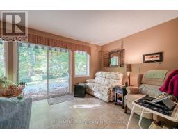 18 WILKINS CRESCENT - 31