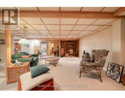 18 WILKINS CRESCENT - 35