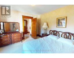 144 HURON STREET - 32