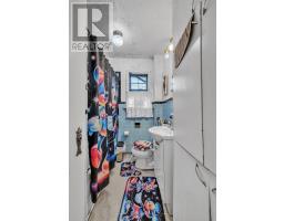 335 WELLINGTON STREET N - 10