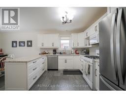 218 BALDWIN STREET - 15