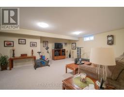 218 BALDWIN STREET - 26