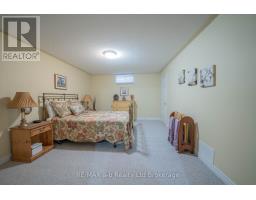 218 BALDWIN STREET - 30