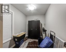 83 OXFORD STREET - 18