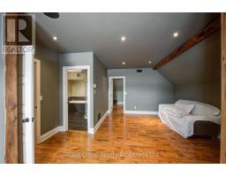 11 - 81 BROADWAY STREET - 18