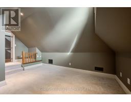 11 - 81 BROADWAY STREET - 27