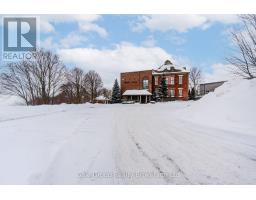 11 - 81 BROADWAY STREET - 38