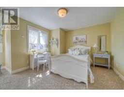 1142 CAEN AVENUE - 30