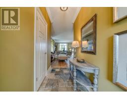 1142 CAEN AVENUE - 6