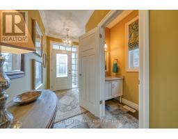 1142 CAEN AVENUE - 9