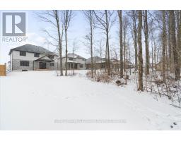 61 SUNVIEW DRIVE - 28