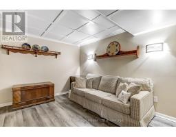 702 QUEEN STREET - 16