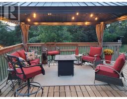 702 QUEEN STREET - 32