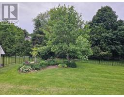 702 QUEEN STREET - 38