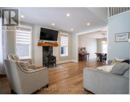 82 SUNVIEW DRIVE - 2