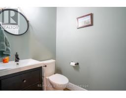 82 SUNVIEW DRIVE - 20