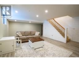 82 SUNVIEW DRIVE - 9