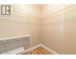 551 ONTARIO STREET - 23