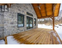 15 GREENHILL DRIVE - 46