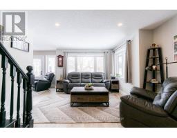 35 CHURCH STREET E - 12