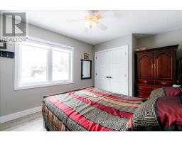 35 CHURCH STREET E - 15