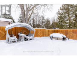 35 CHURCH STREET E - 30