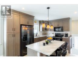 35 CHURCH STREET E - 9