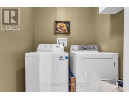 15 HOLLAND AVENUE - 24