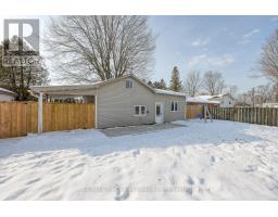 53 WELLINGTON STREET - 33