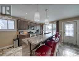 32 PRINCESS PARK ROAD - 11