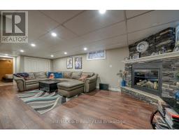 32 PRINCESS PARK ROAD - 35