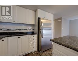 H - 236 RACHEL CRESCENT - 19