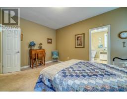 54 - 570 SPITFIRE STREET - 10