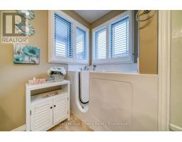 54 - 570 SPITFIRE STREET - 12