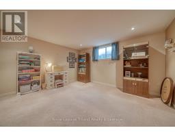 54 - 570 SPITFIRE STREET - 37