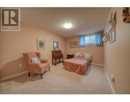 54 - 570 SPITFIRE STREET - 40