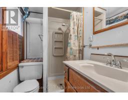 42 SANDERS STREET - 25